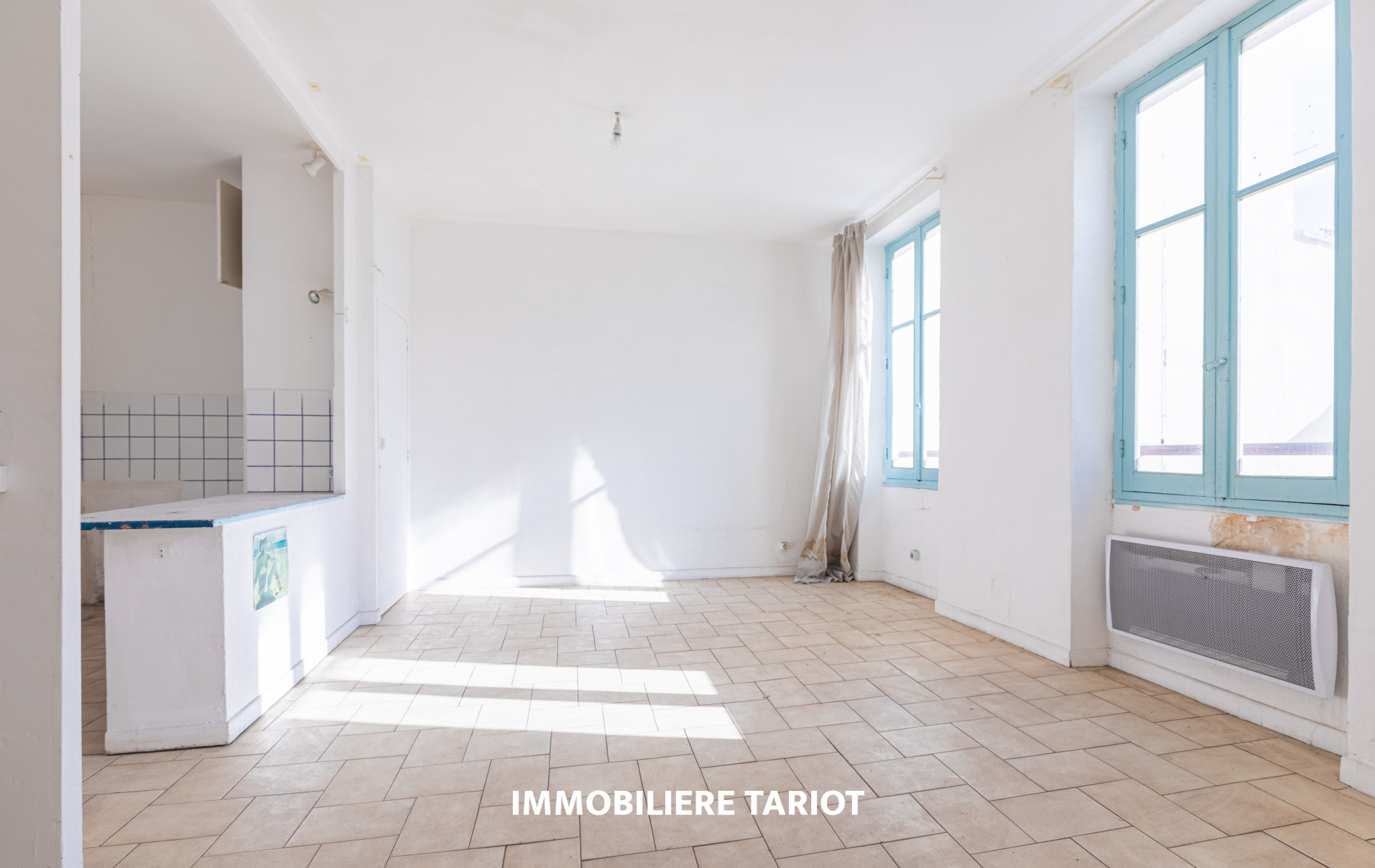 Appartement 2 pièces - 45m² - MARSEILLE  - 1er