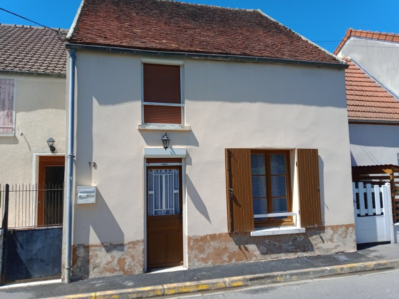 Maison 4 pièces - 80m² - CHENOISE