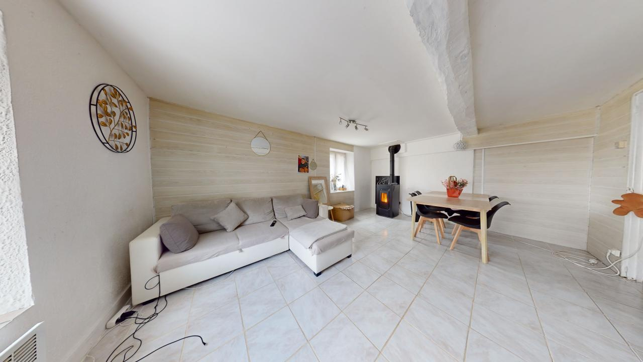 Maison 3 pièces - 80m² - TAVAUX