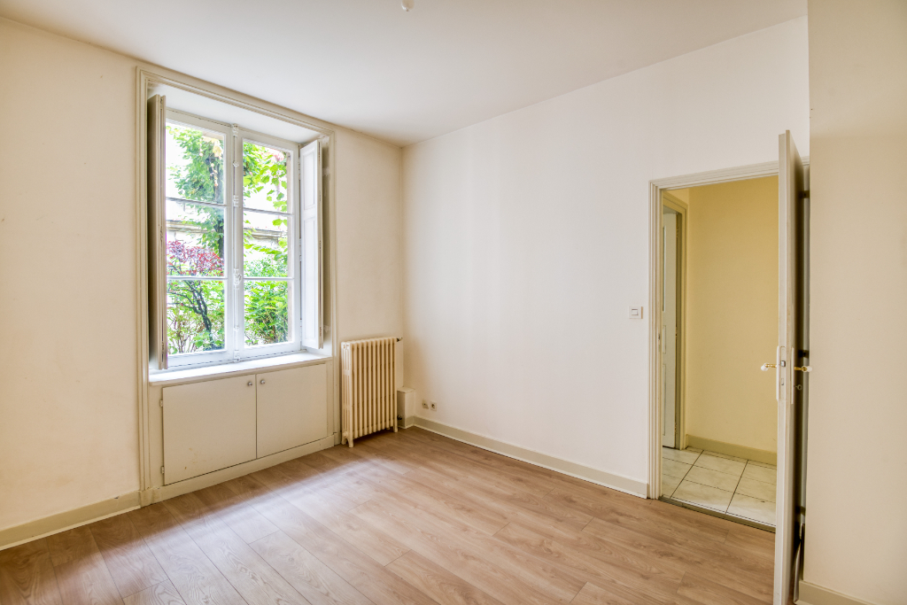 Appartement 1 pièce - 55m² - NANTES