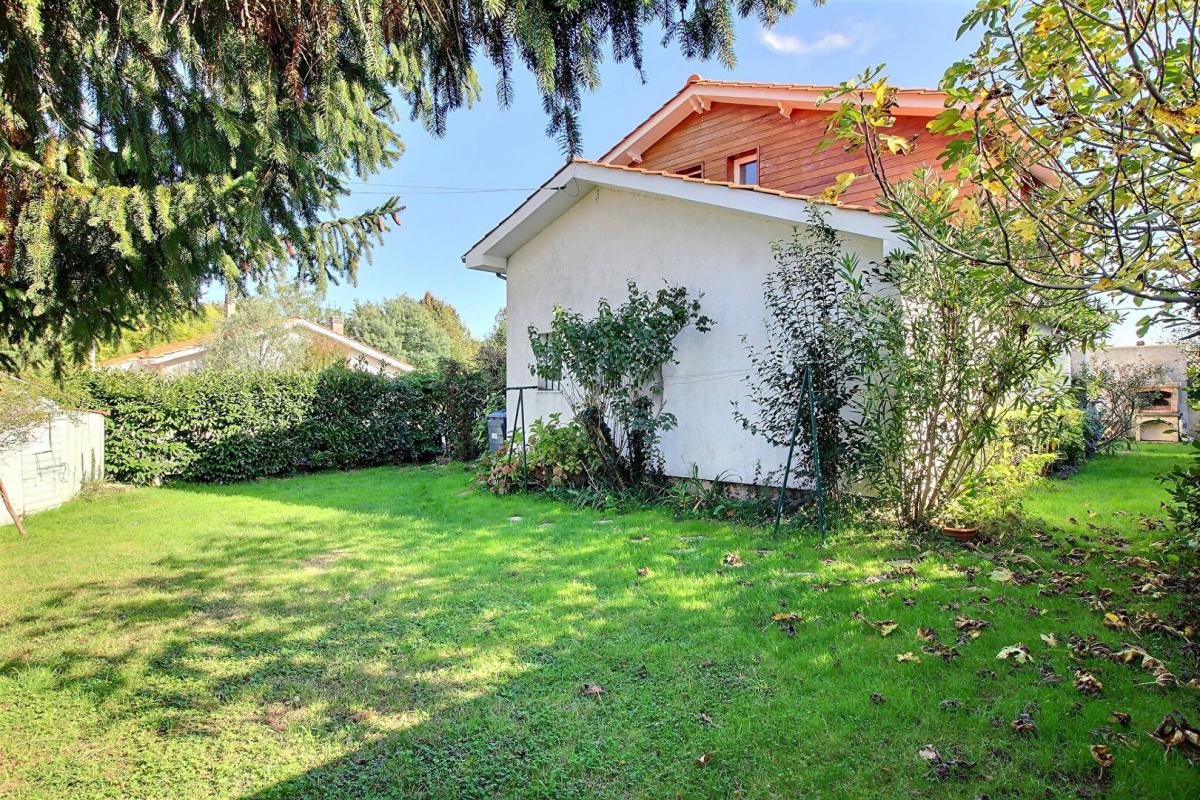 Maison 6 pièces - 135m² - STE EULALIE