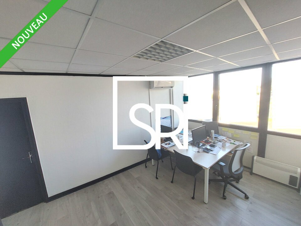 Local Professionnel  - 2 860m² - COURNON D AUVERGNE