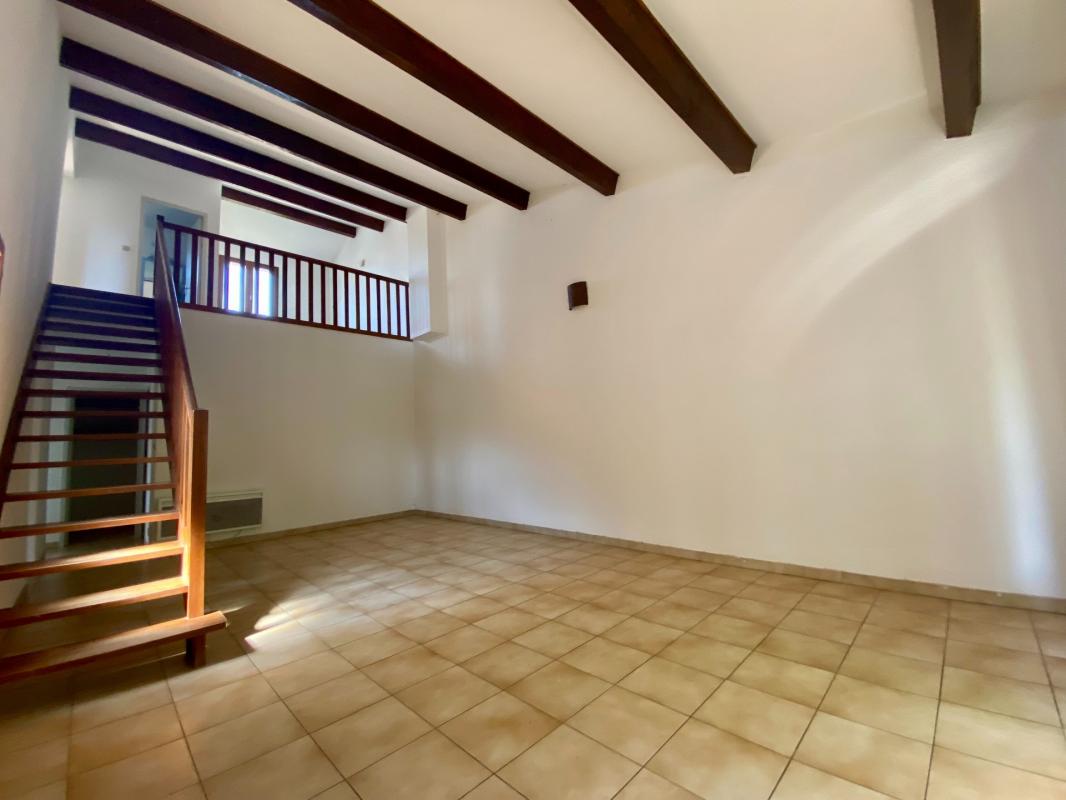 Maison 4 pièces - 92m² - ROCHEFORT DU GARD