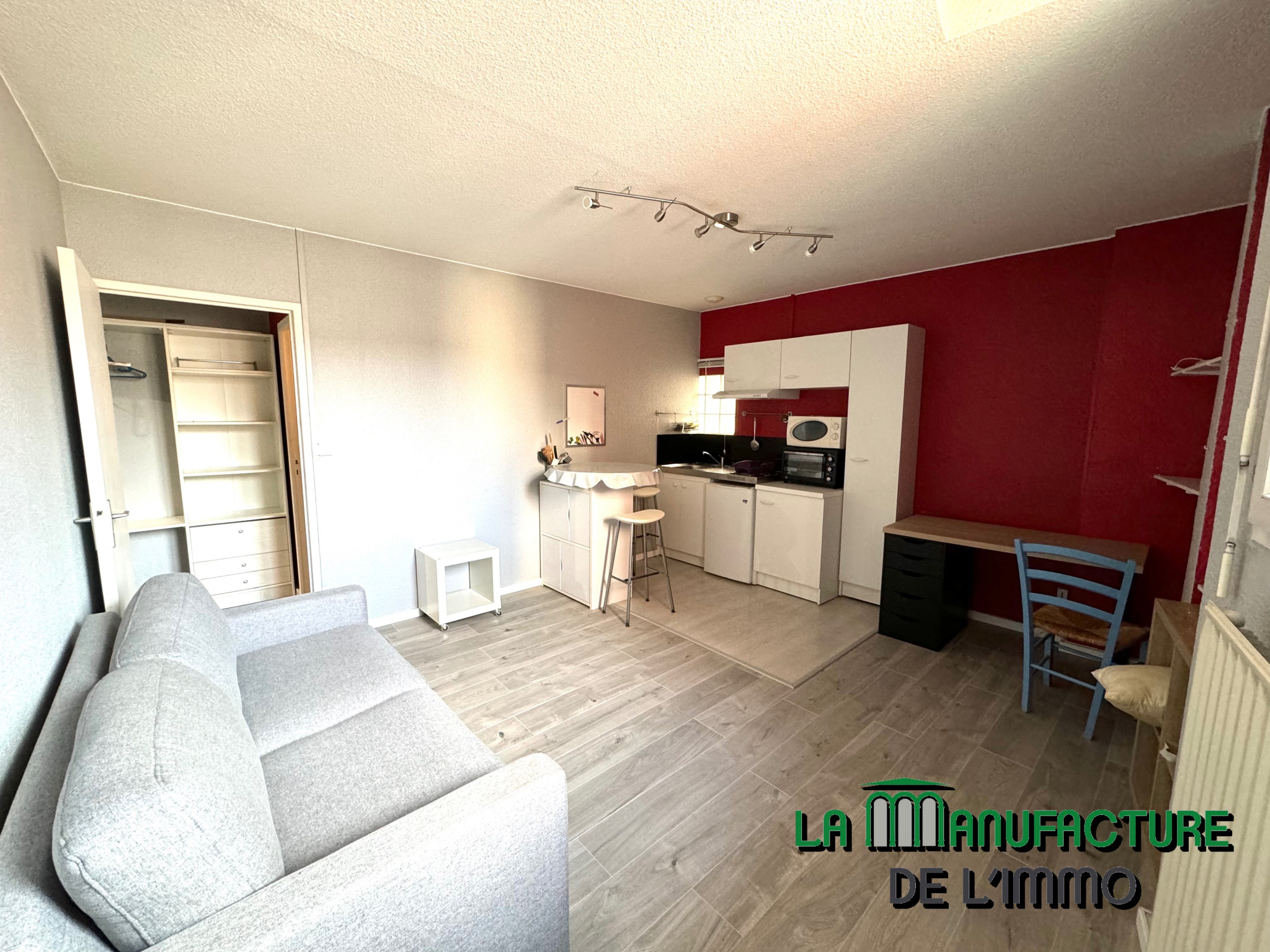 Appartement 1 pièce - 28m² - ST ETIENNE