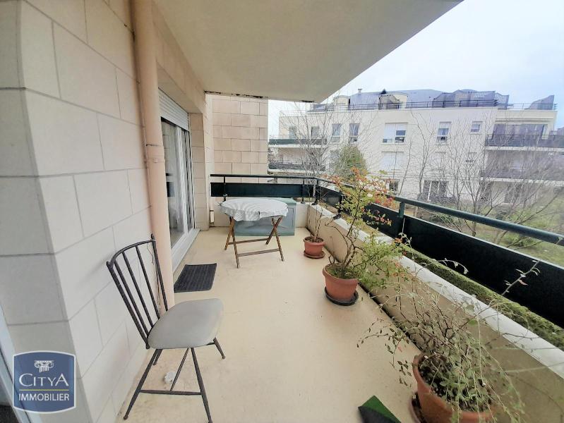 Appartement 2 pièces - 51m² - ST CYR SUR LOIRE