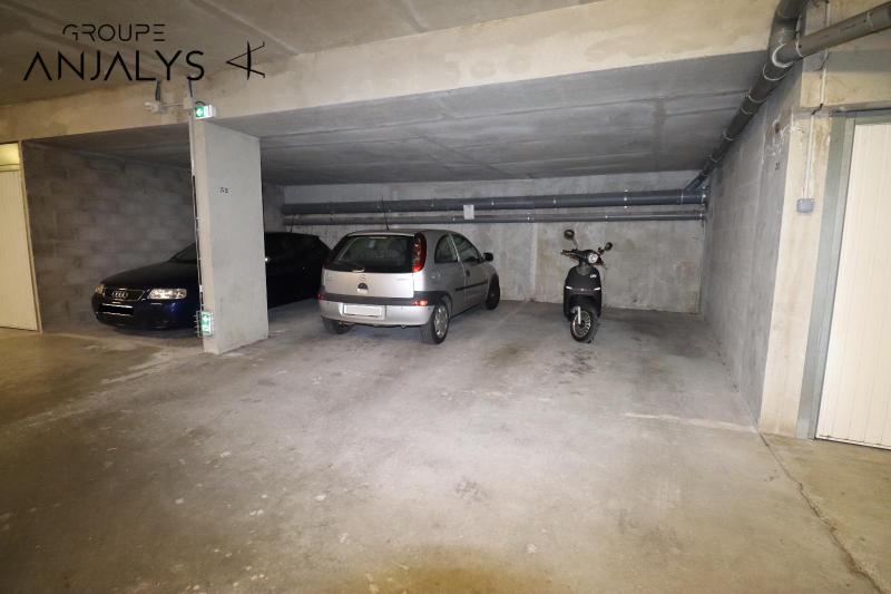 Parking  - FRANCHEVILLE