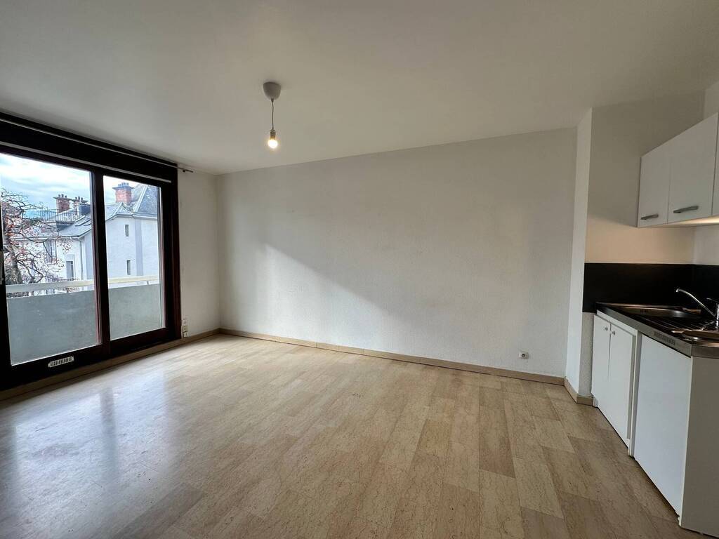 Appartement 1 pièce - 23m² - GRENOBLE