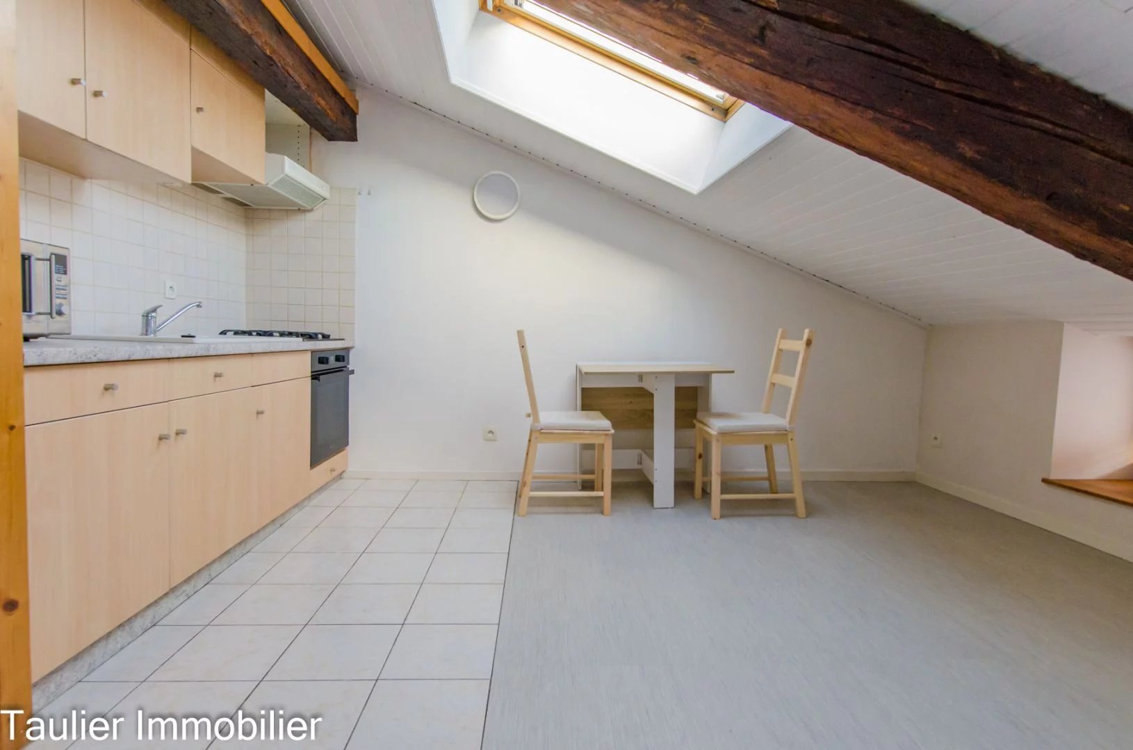 Appartement 1 pièce - 28m² - ST MARCELLIN