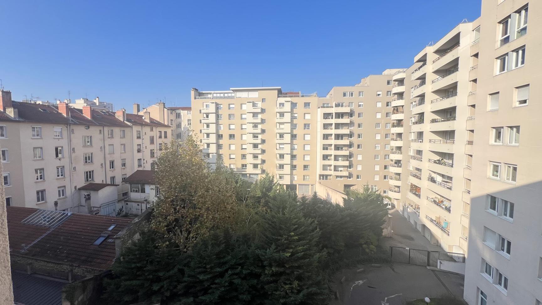 Appartement 2 pièces - 51m² - VILLEURBANNE