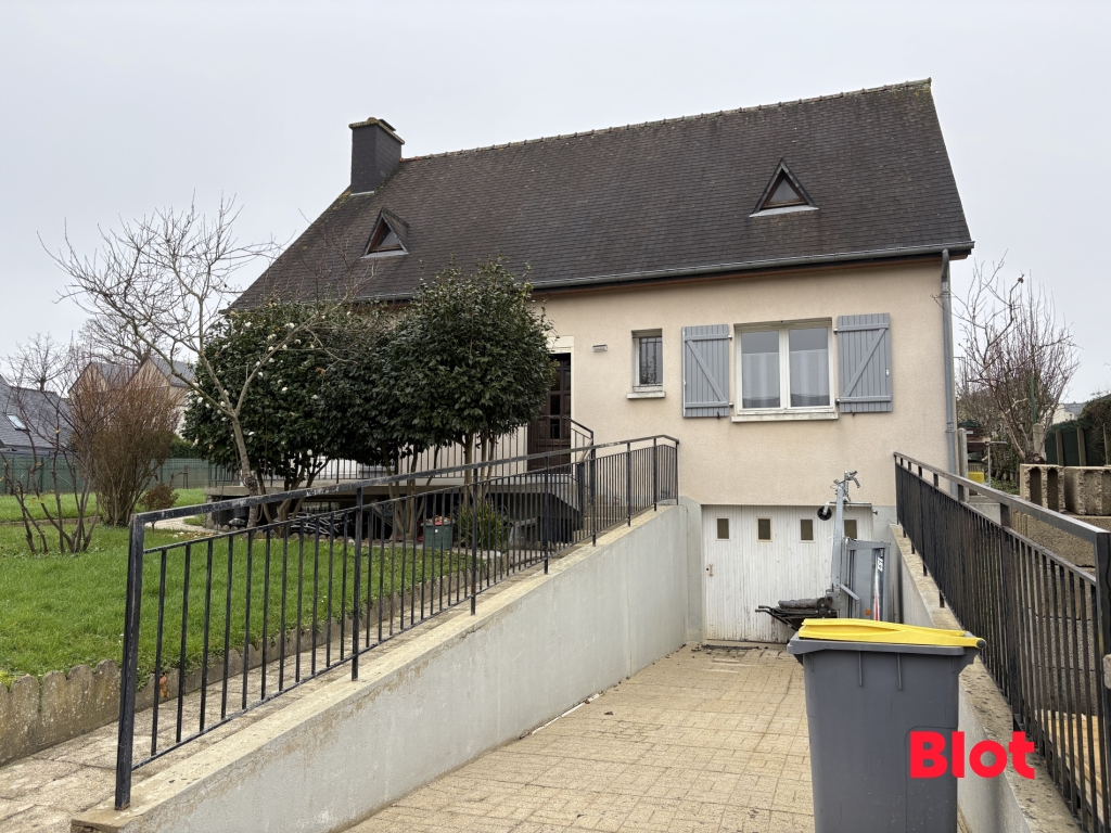 Maison 4 pièces - 85m² - ST GILLES