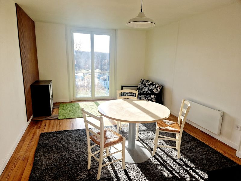 Appartement 3 pièces - 53m² - COMPIEGNE