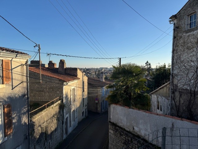 Maison 4 pièces - 113m² - FONTENAY LE COMTE