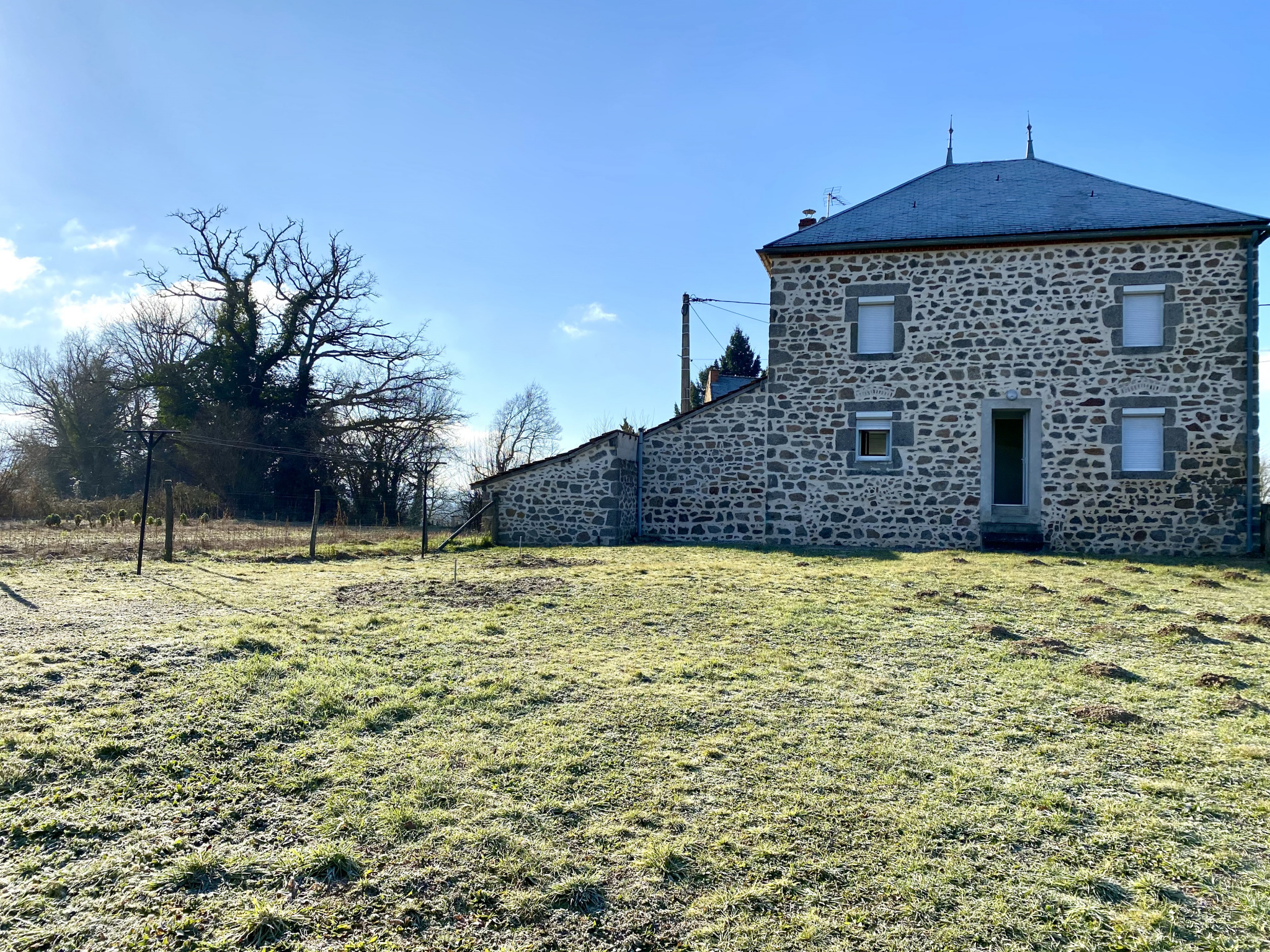 Maison 4 pièces - 110m² - LE MAYET DE MONTAGNE