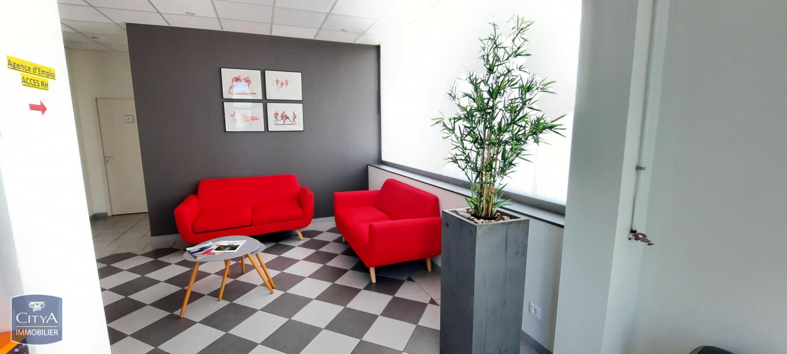 Local Professionnel  - 107m² - PAMIERS