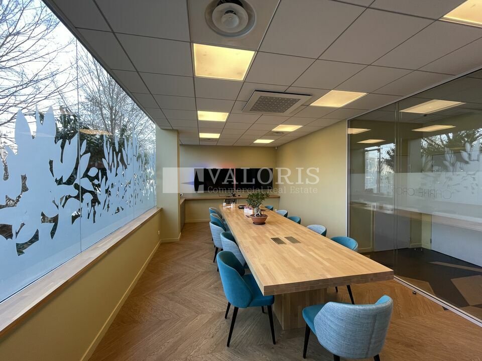 Local Professionnel  - 167m² - LYON  - 9ème