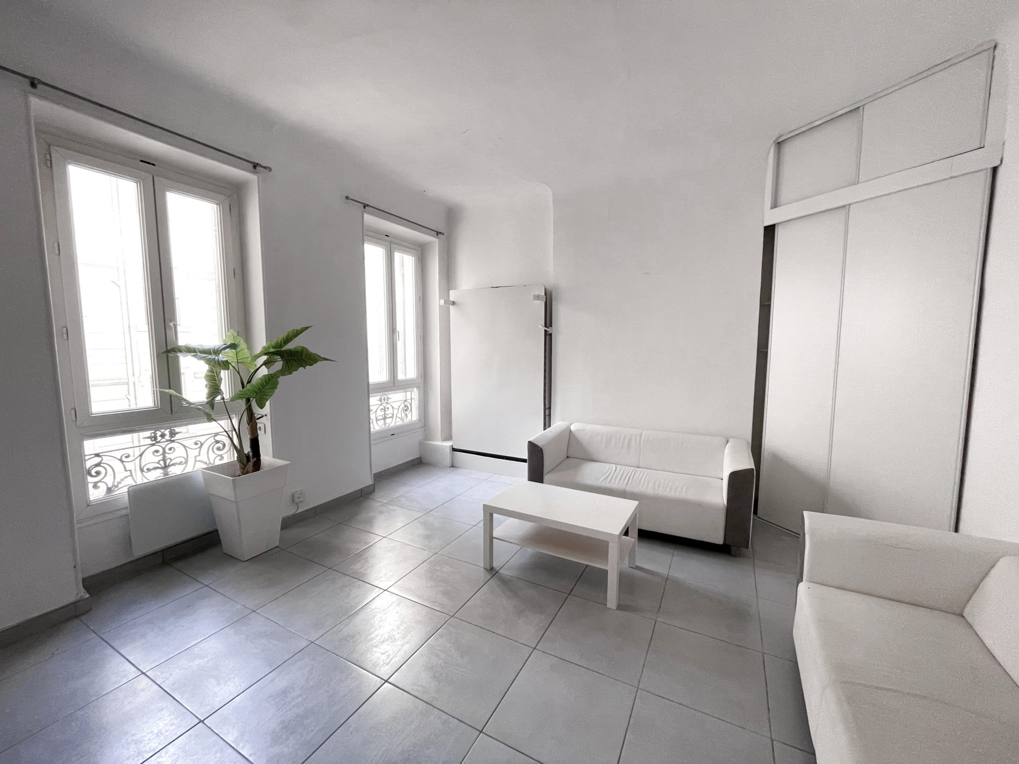 Appartement 1 pièce - 35m² - MARSEILLE  - 2ème