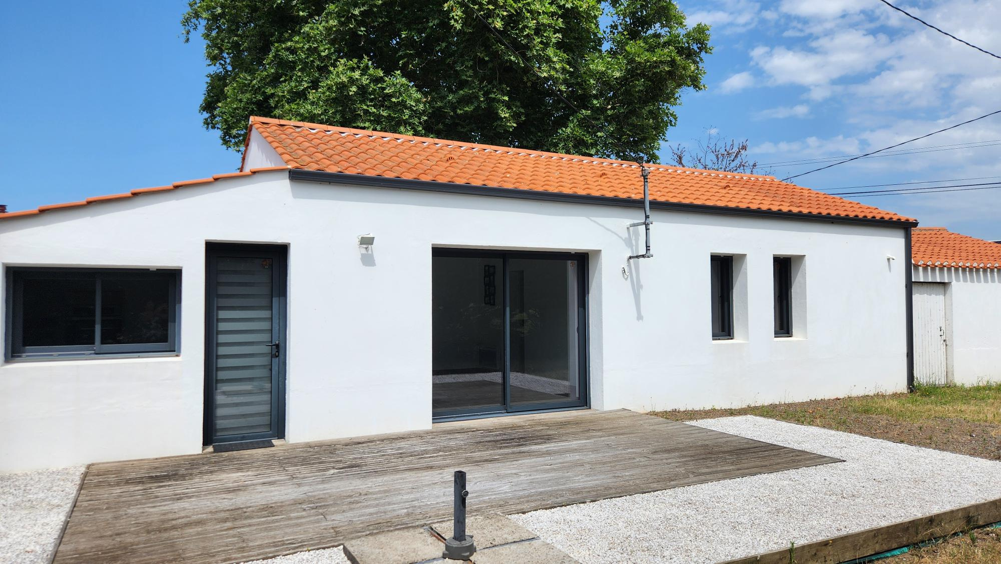 Maison 2 pièces - 57m² - ST HILAIRE DE RIEZ