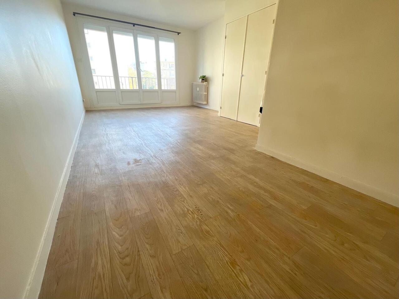 Appartement 1 pièce - 31m² - EVREUX