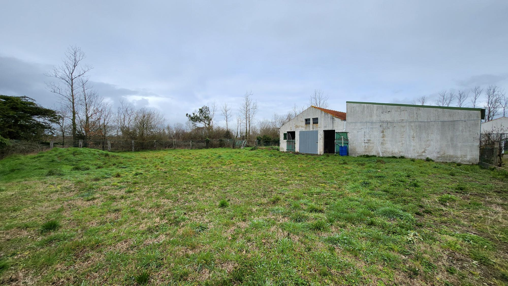 Parking  - ST HILAIRE DE RIEZ