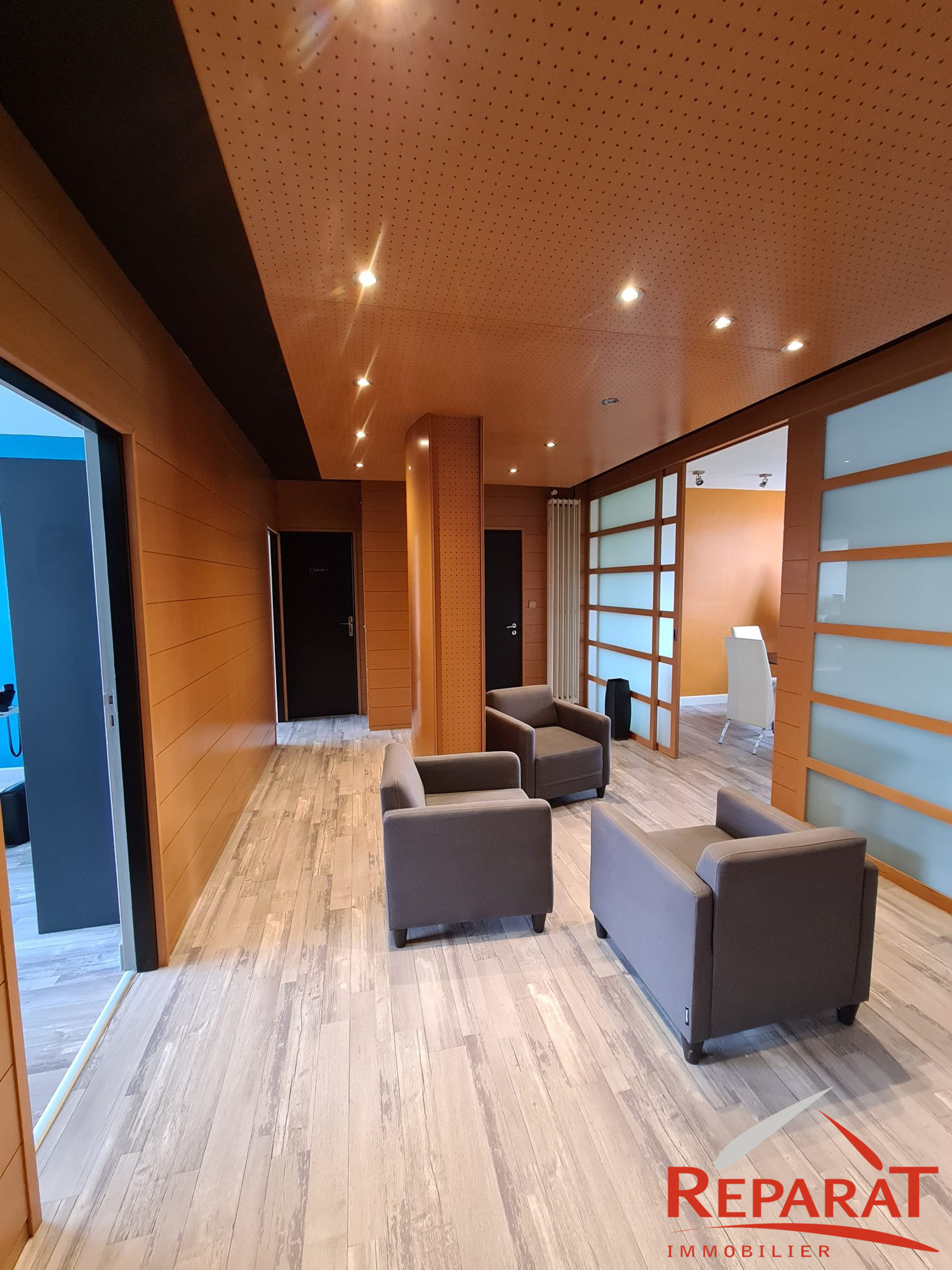 Local Professionnel  - 110m² - BRIVE LA GAILLARDE