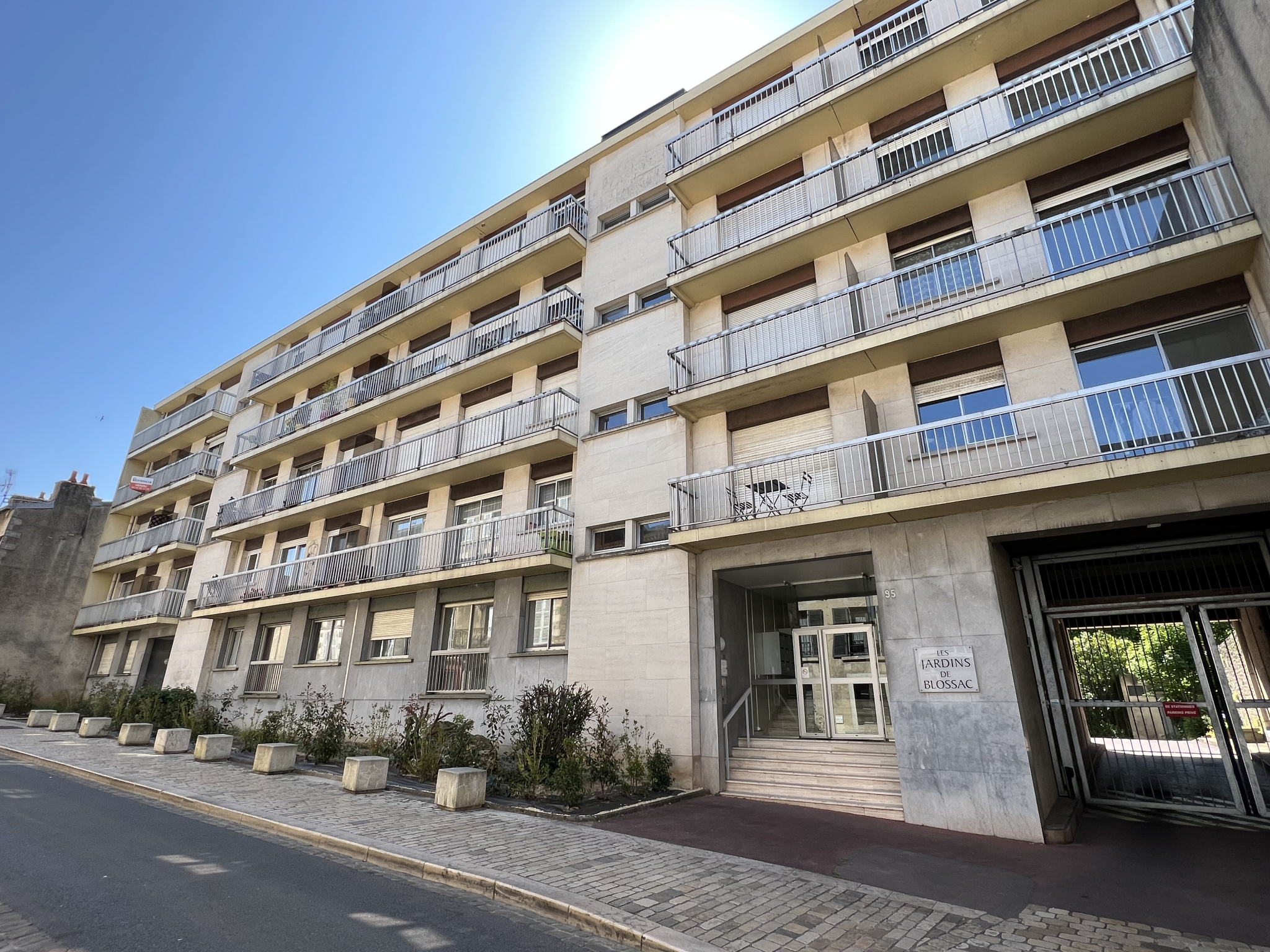 Appartement 2 pièces - 47m² - POITIERS