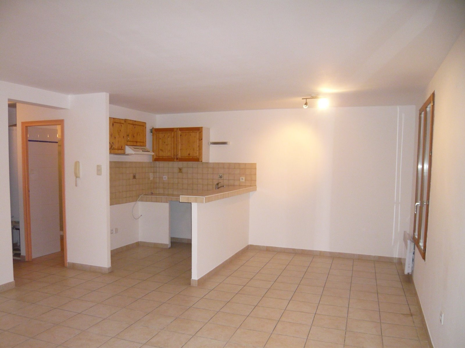 Appartement 3 pièces - 55m² - AIGUES MORTES