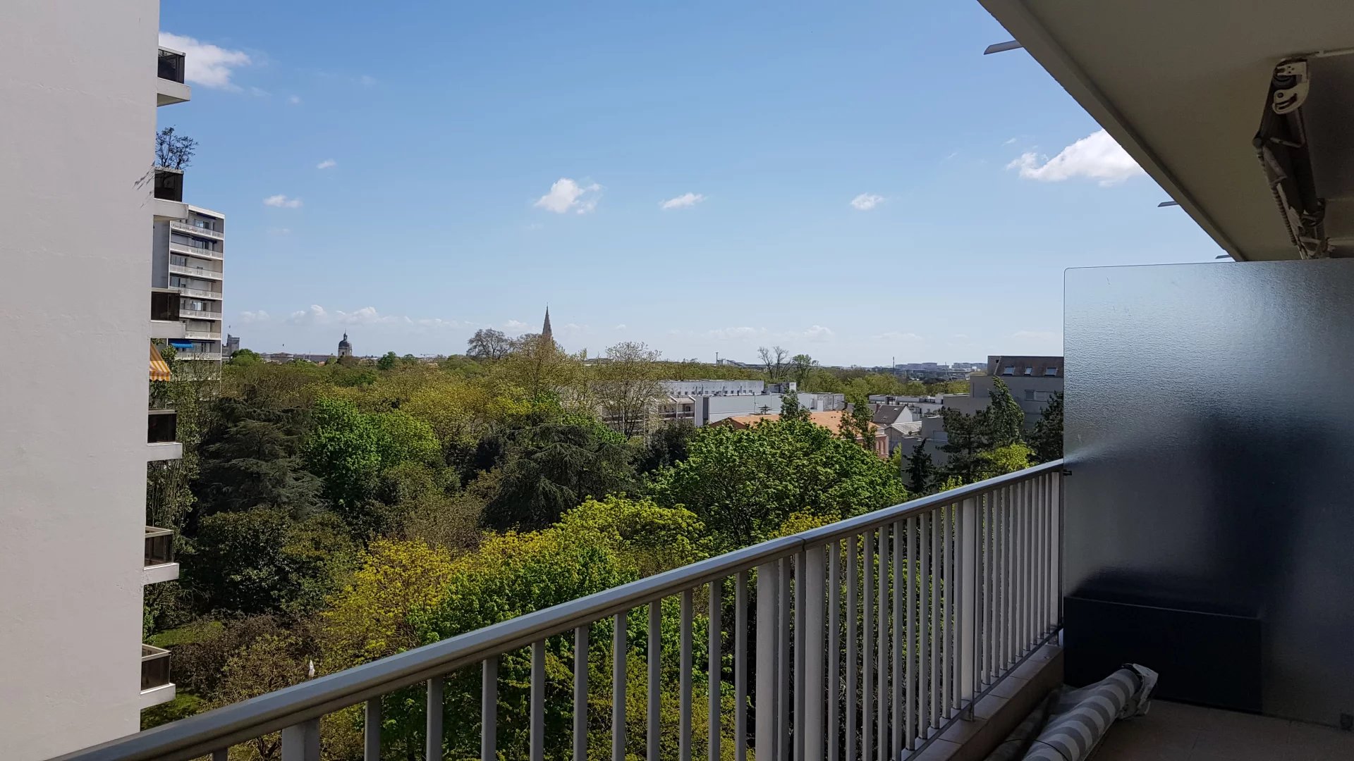 Appartement 3 pièces - 84m² - LA ROCHELLE