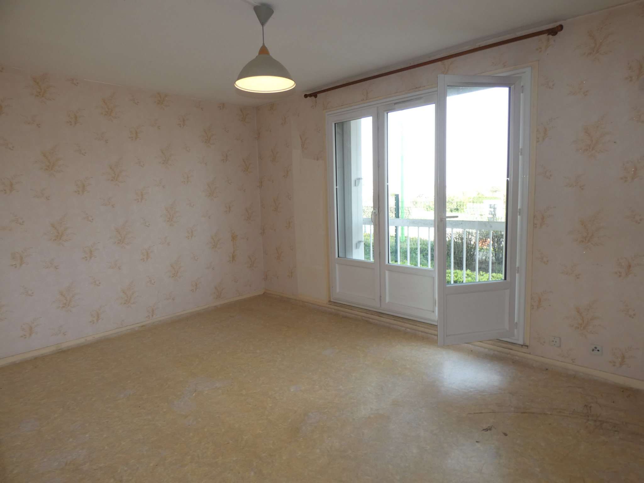 Appartement 3 pièces - 64m² - MIGENNES