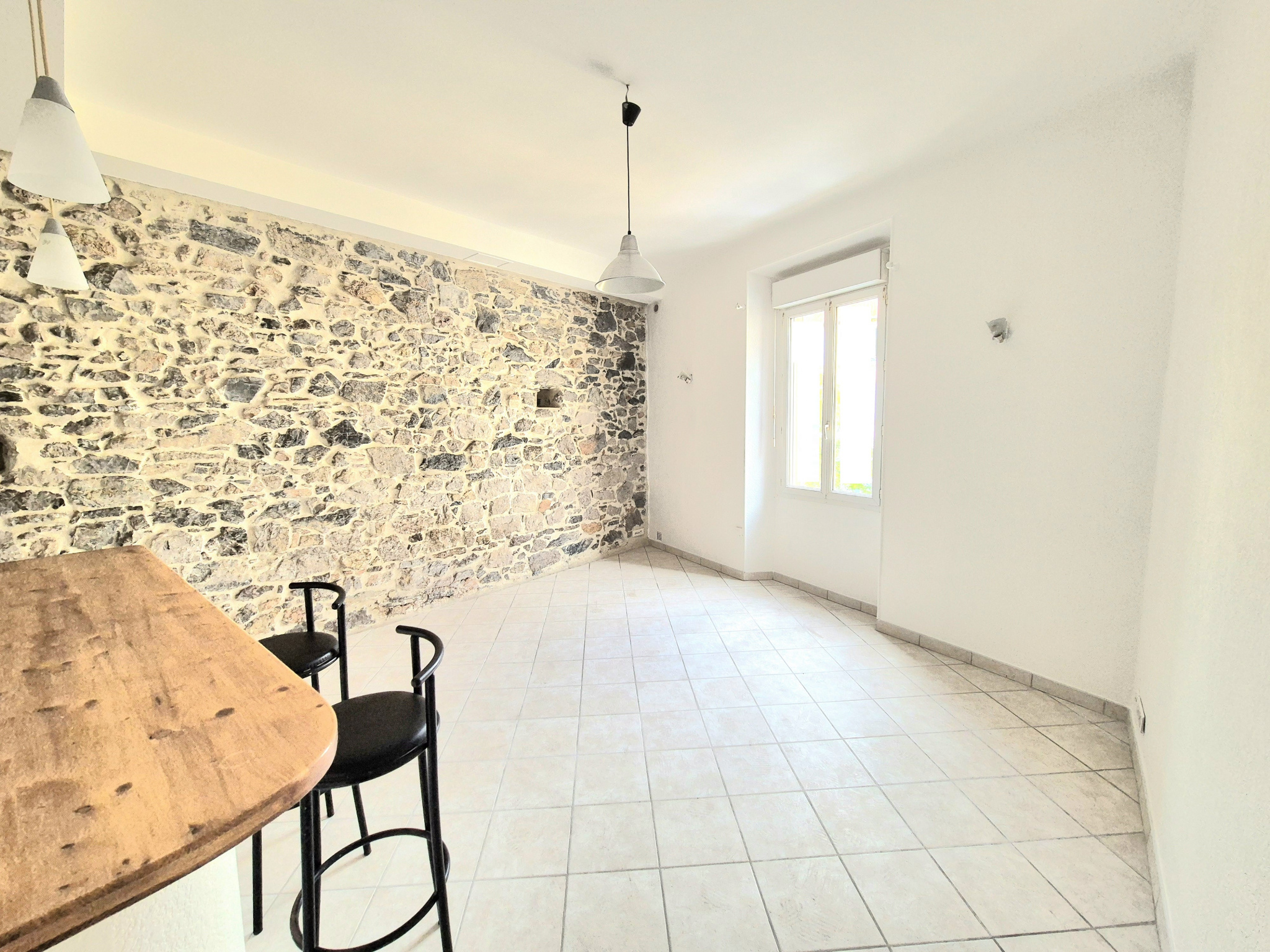 Appartement 3 pièces - 65m² - HYERES