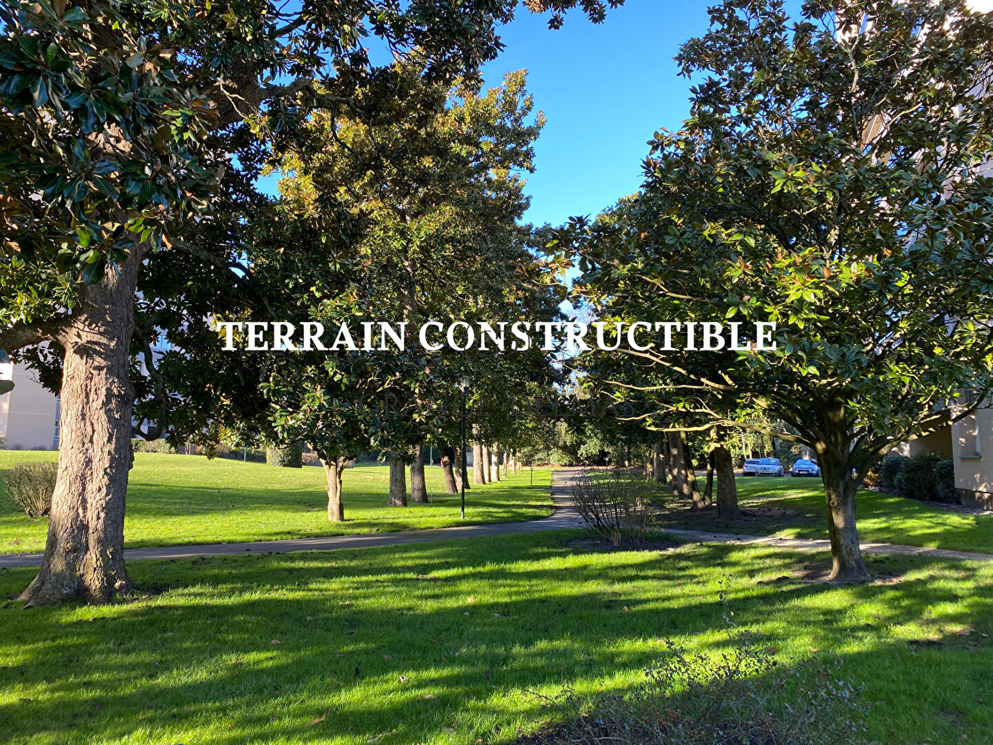 Terrain  - 661m²