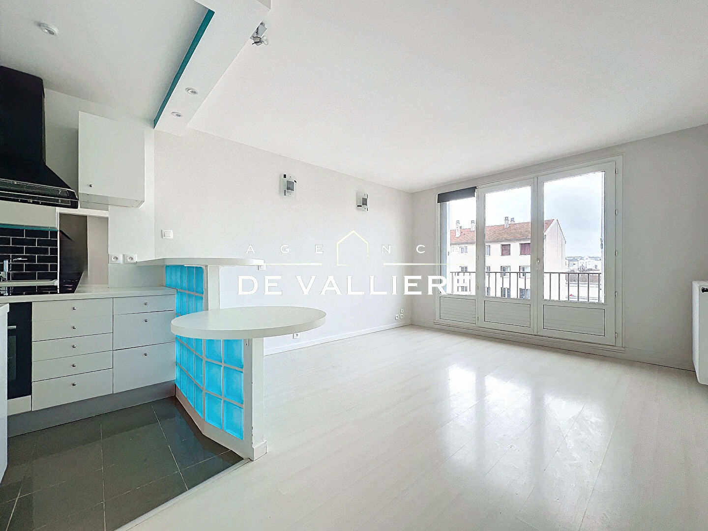 Appartement 3 pièces - 52m² - NANTERRE