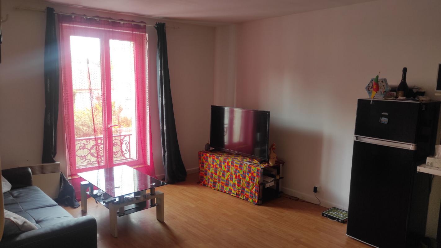 Appartement 1 pièce - 27m² - NANTEUIL LE HAUDOUIN