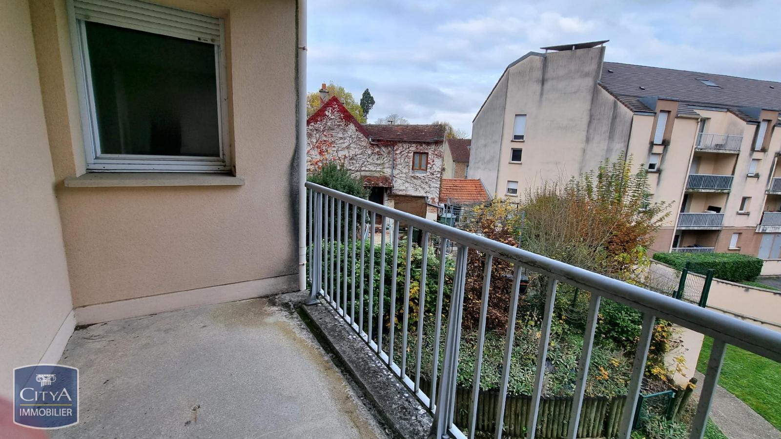 Appartement 3 pièces - 63m² - LA FERTE GAUCHER