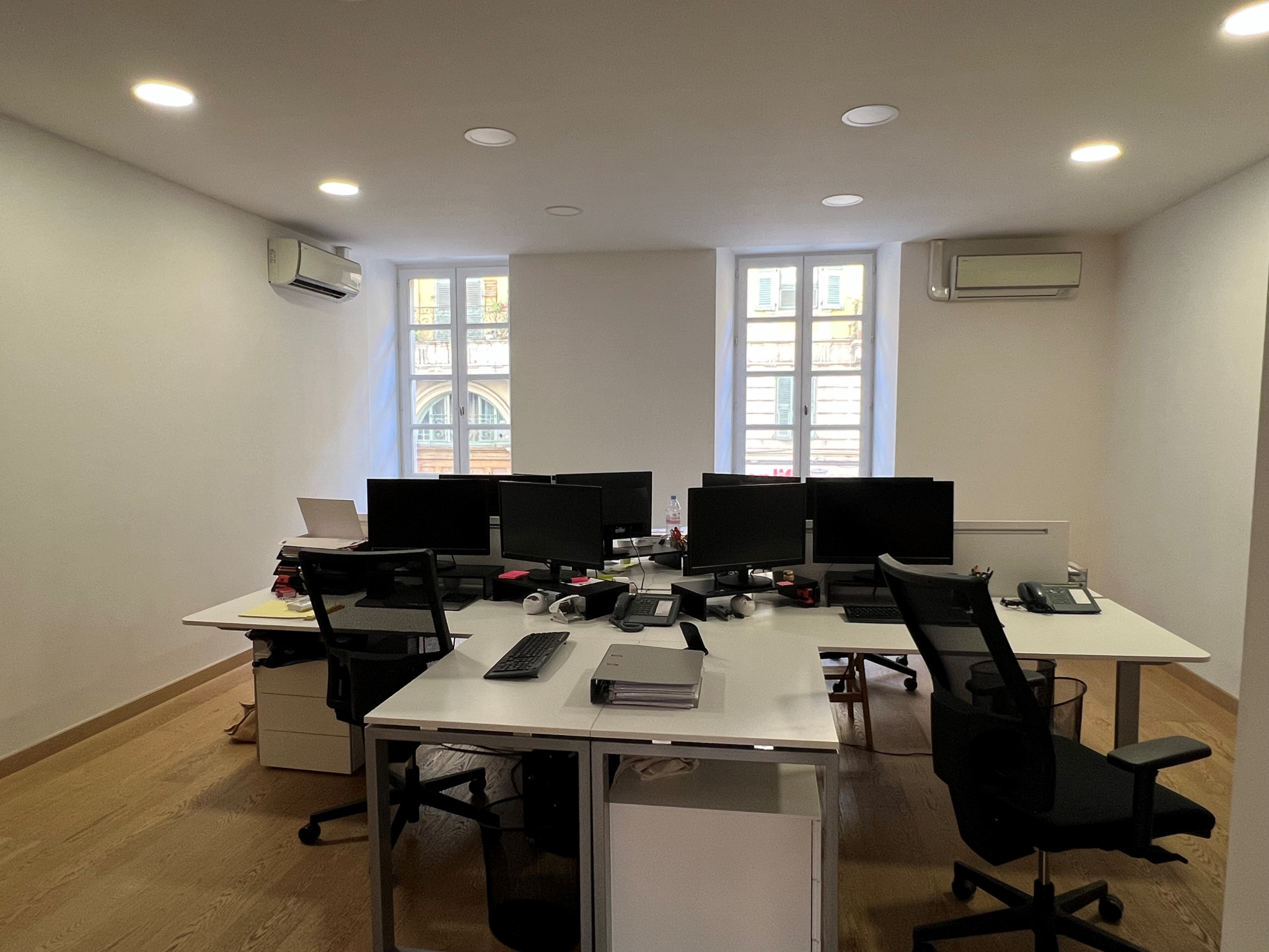 Local Professionnel  - 157m² - NICE