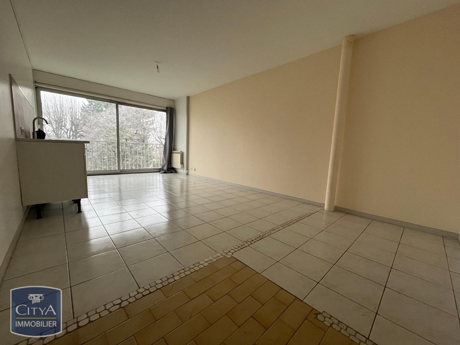 Appartement 2 pièces - 42m² - CHARNAY LES MACON