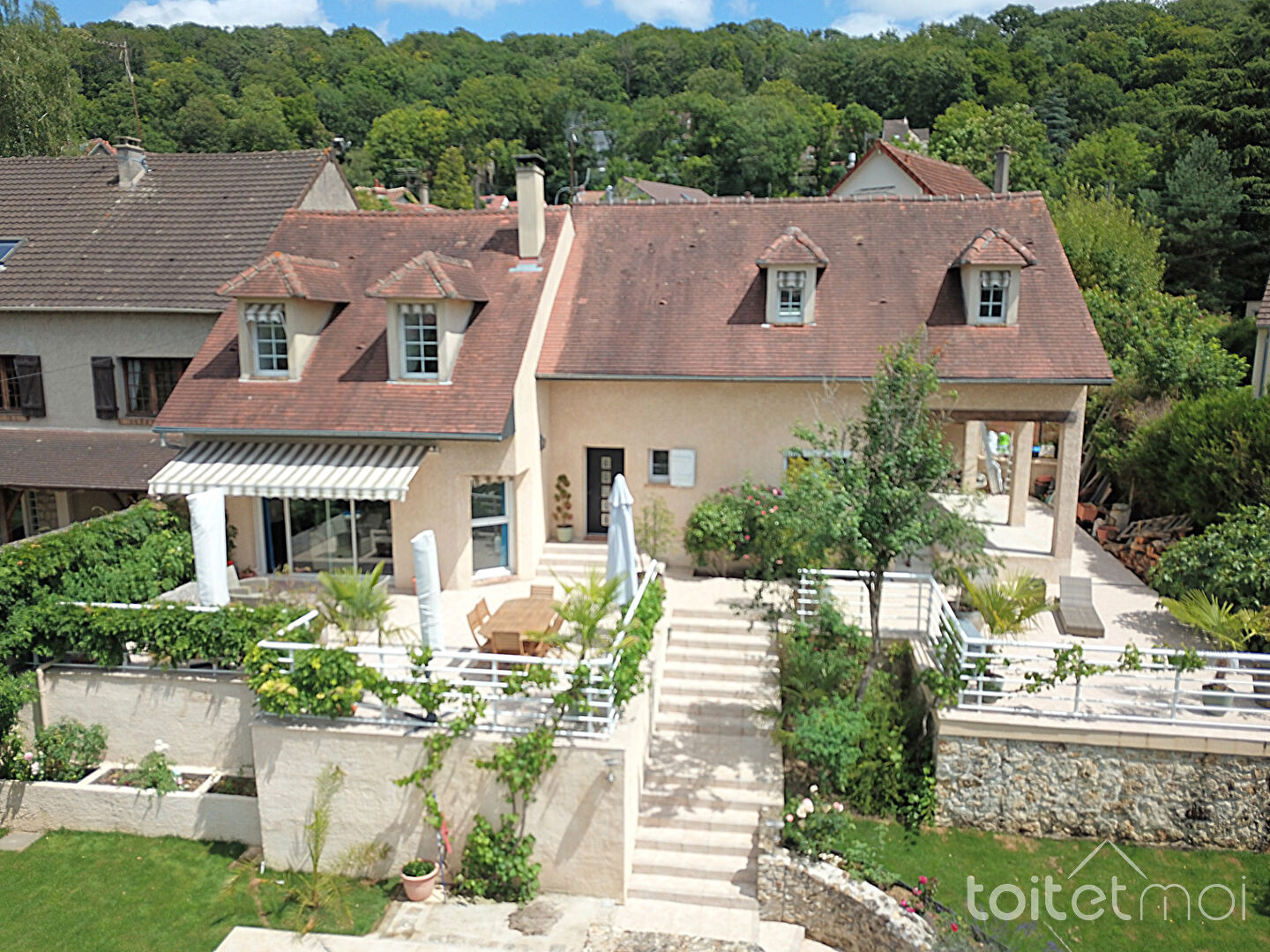 Maison 7 pièces - 173m² - ST REMY LES CHEVREUSE