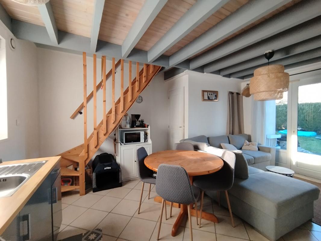 Maison 2 pièces - 34m² - BARBECHAT