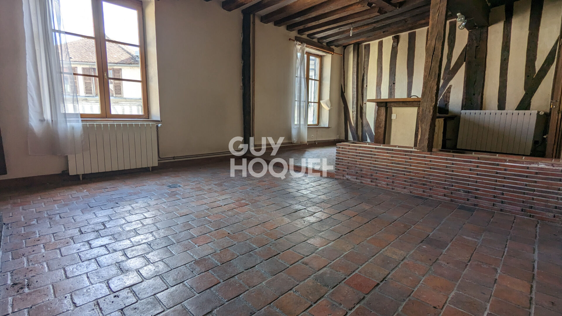 Appartement 2 pièces - 66m² - AUXERRE