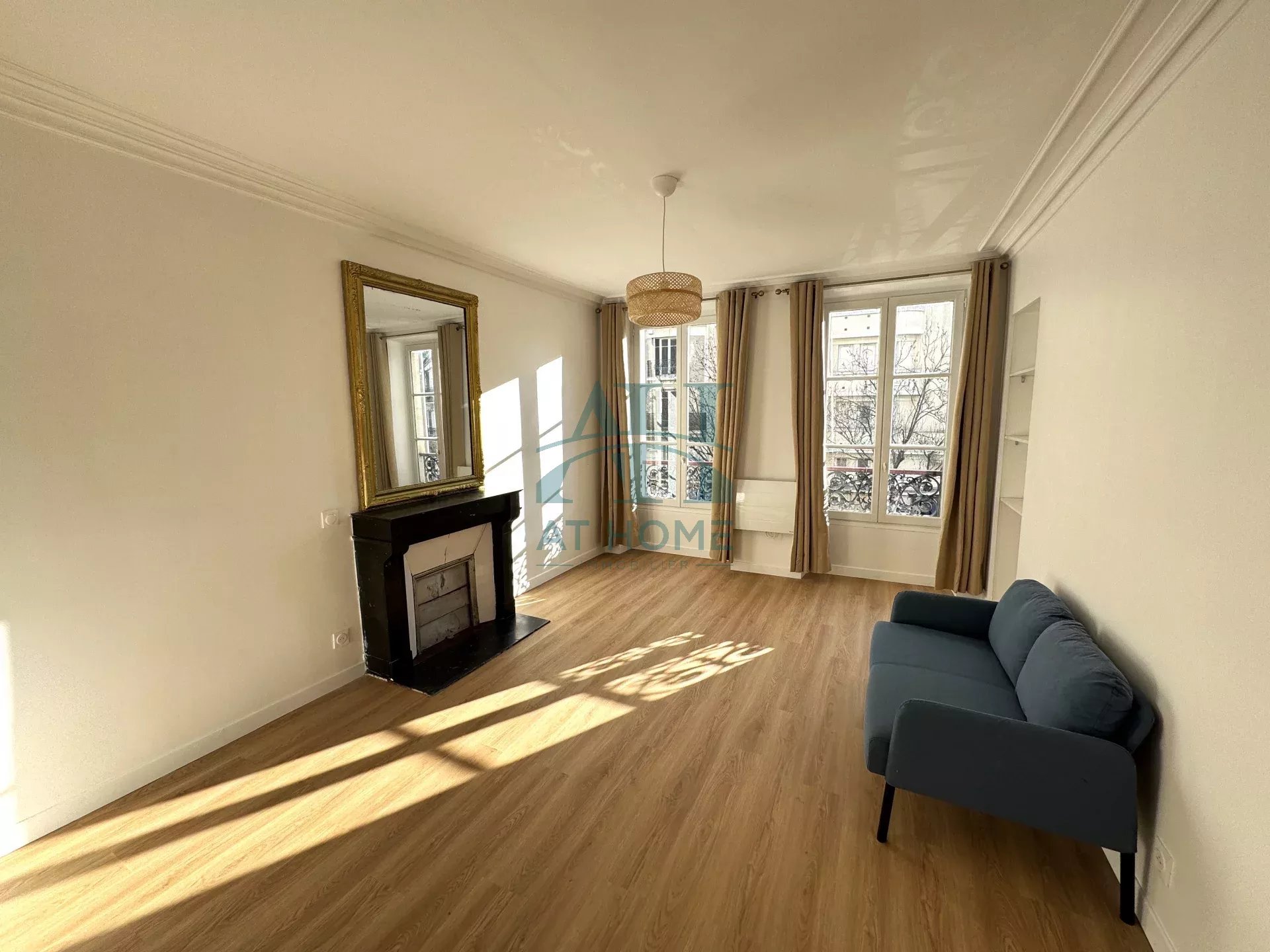 Appartement 2 pièces - 53m² - PARIS  - 10ème