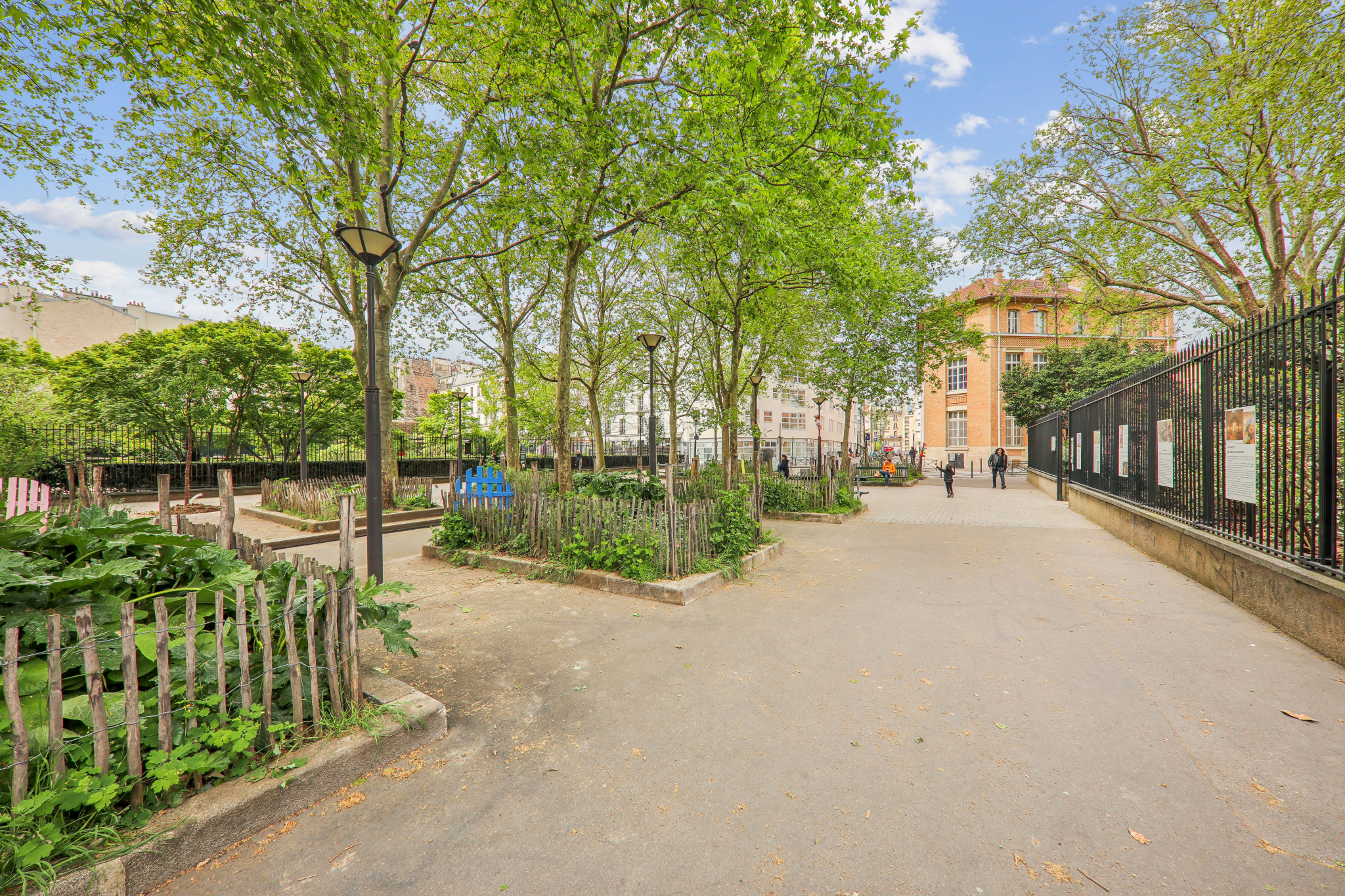 Appartement 3 pièces - 64m² - PARIS  - 11ème