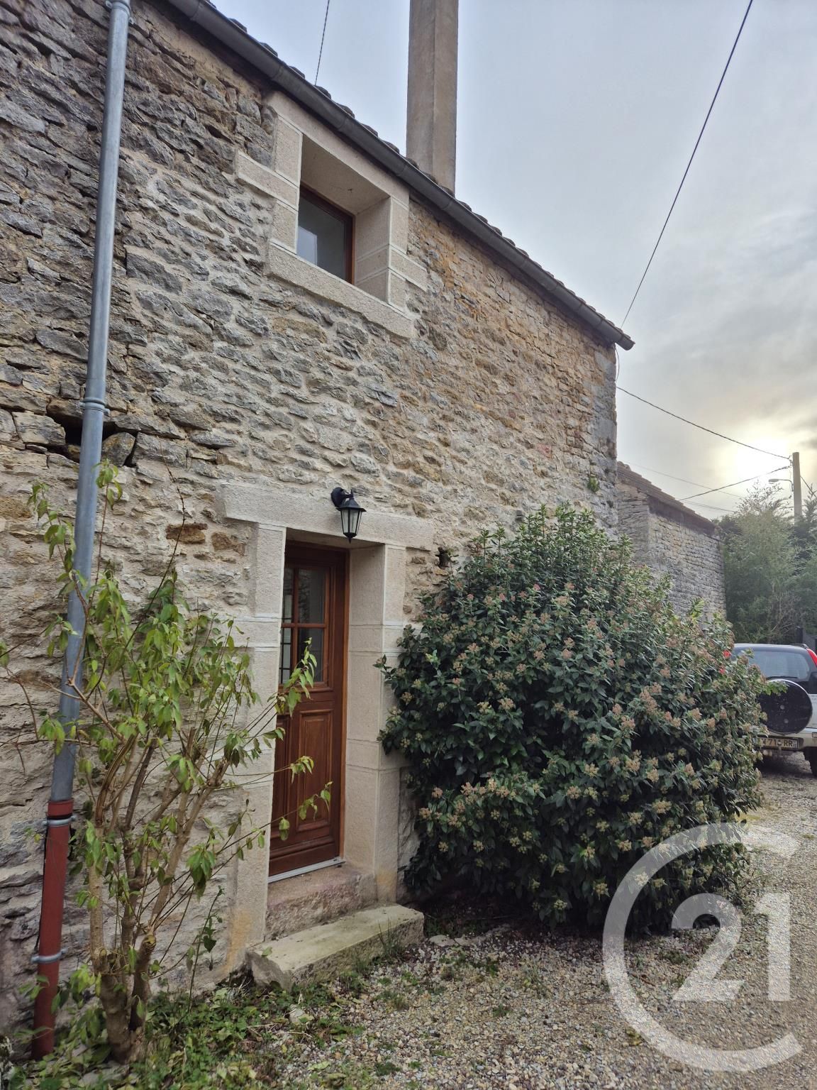 Maison 3 pièces - 52m² - MONTCEAU ET ECHARNANT