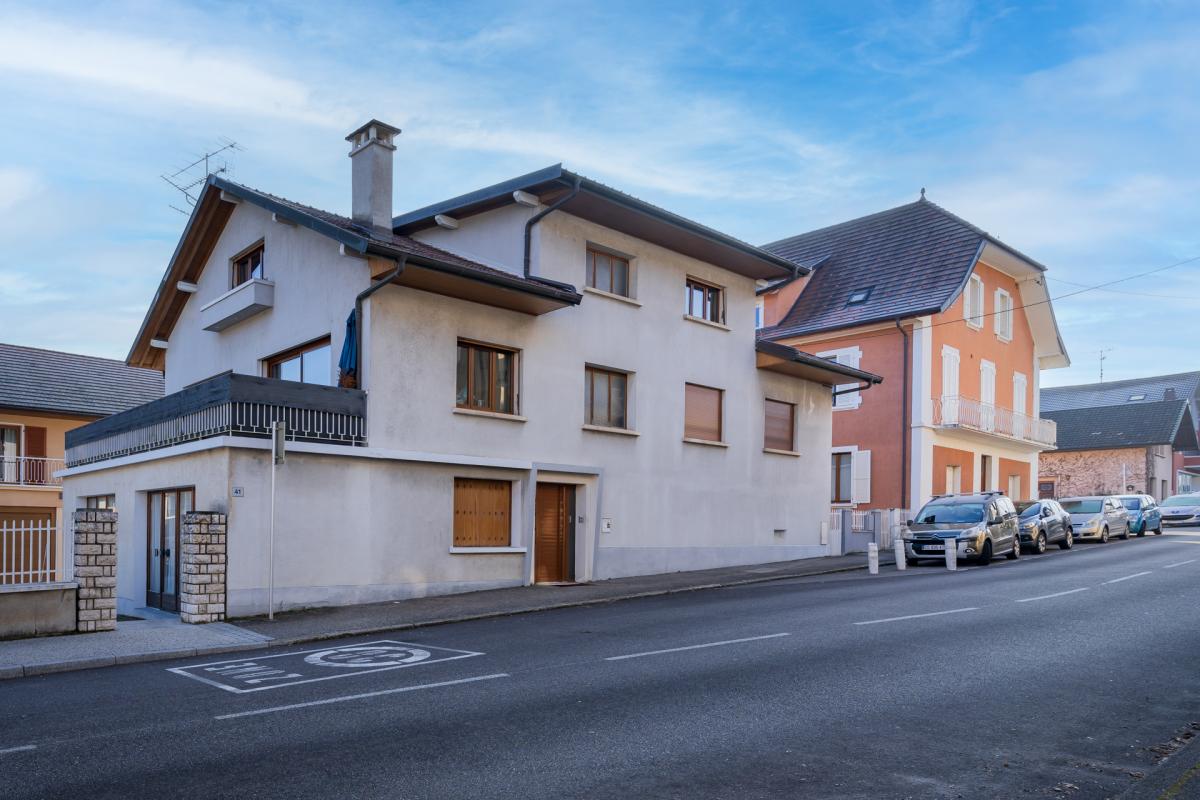 Appartement 3 pièces - 83m² - LA ROCHE SUR FORON