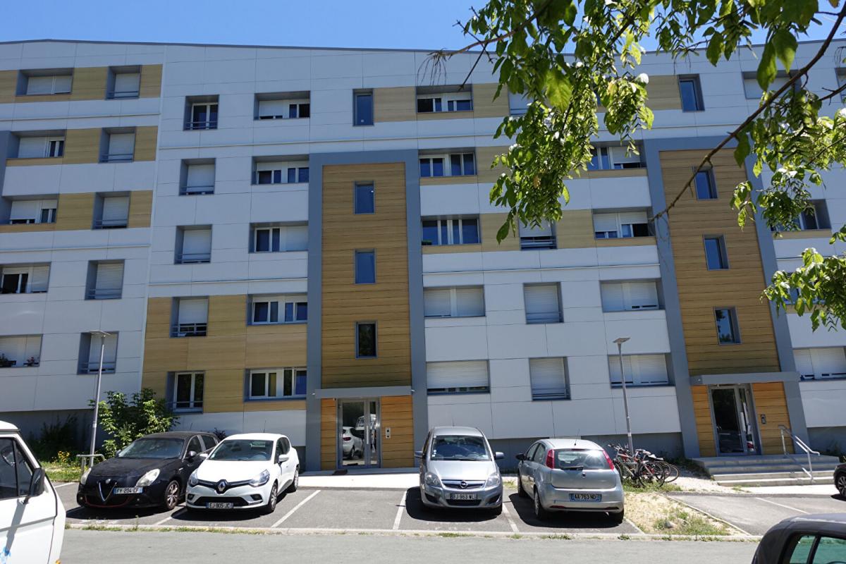 Appartement 3 pièces - 52m² - MERIGNAC