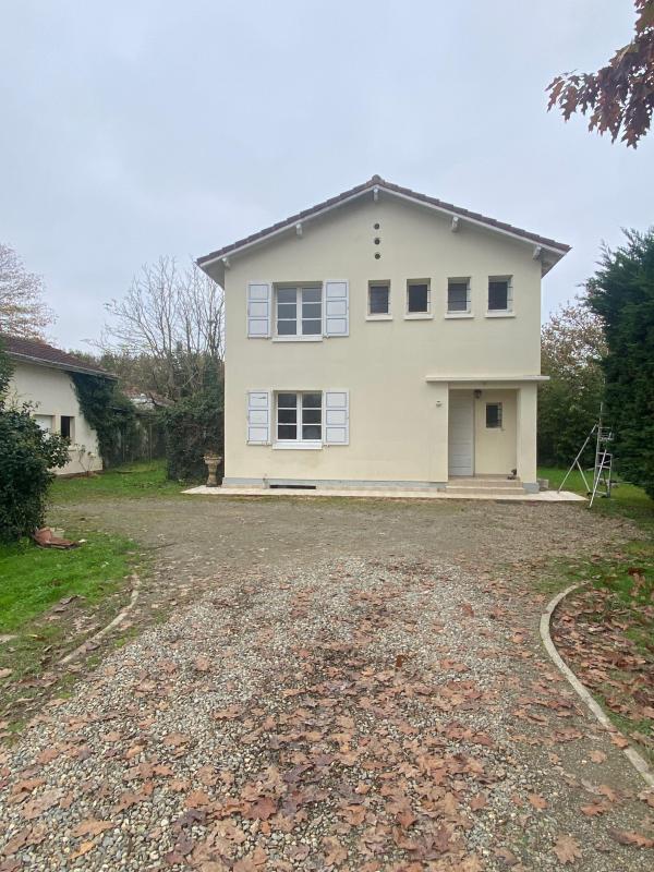 Maison 4 pièces - 82m² - AIRE SUR L ADOUR