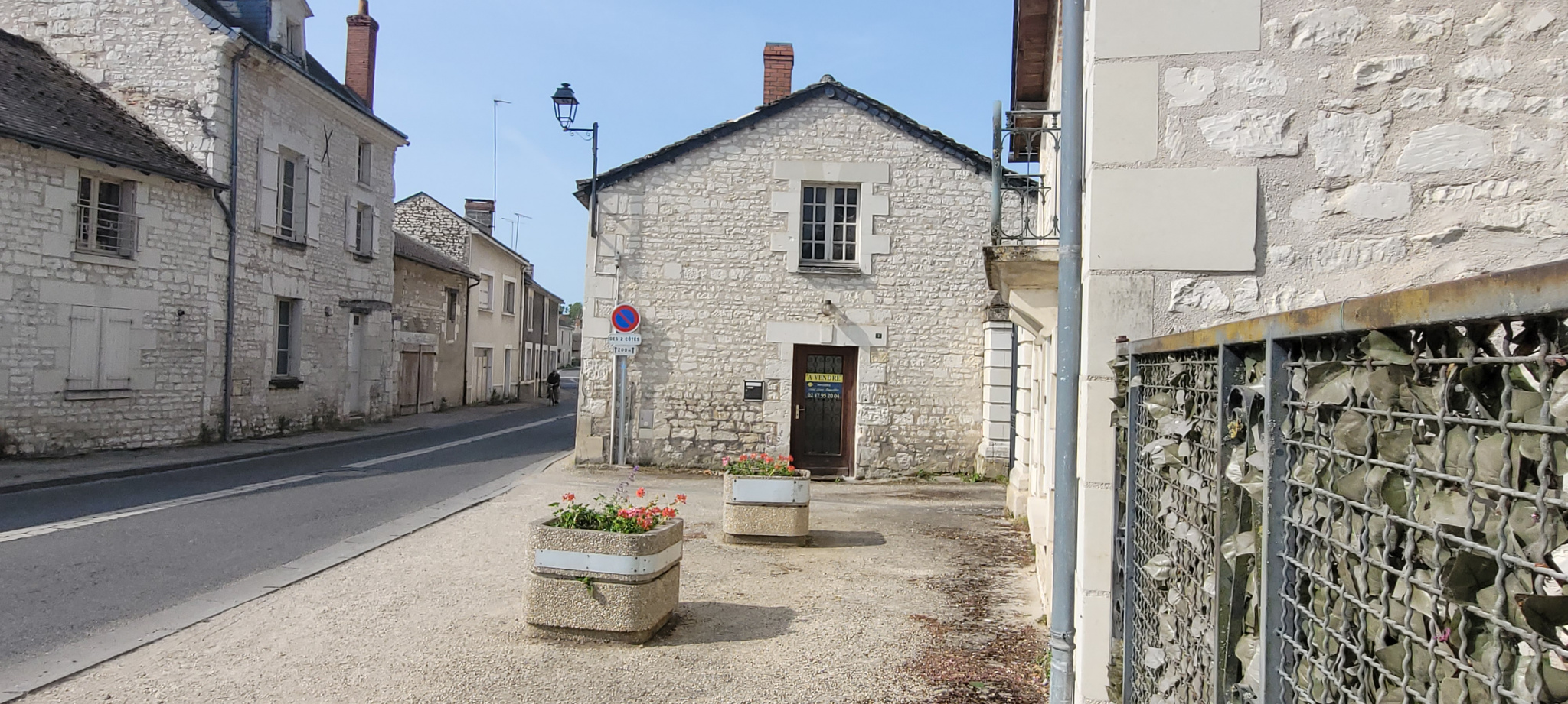 Local Professionnel  - 100m² - CHINON