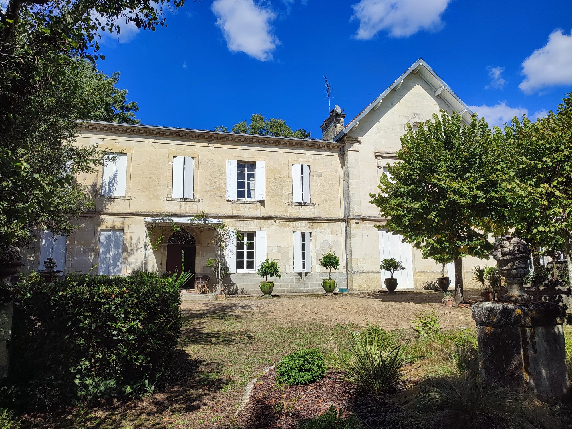 Maison 11 pièces - 378m² - LIBOURNE