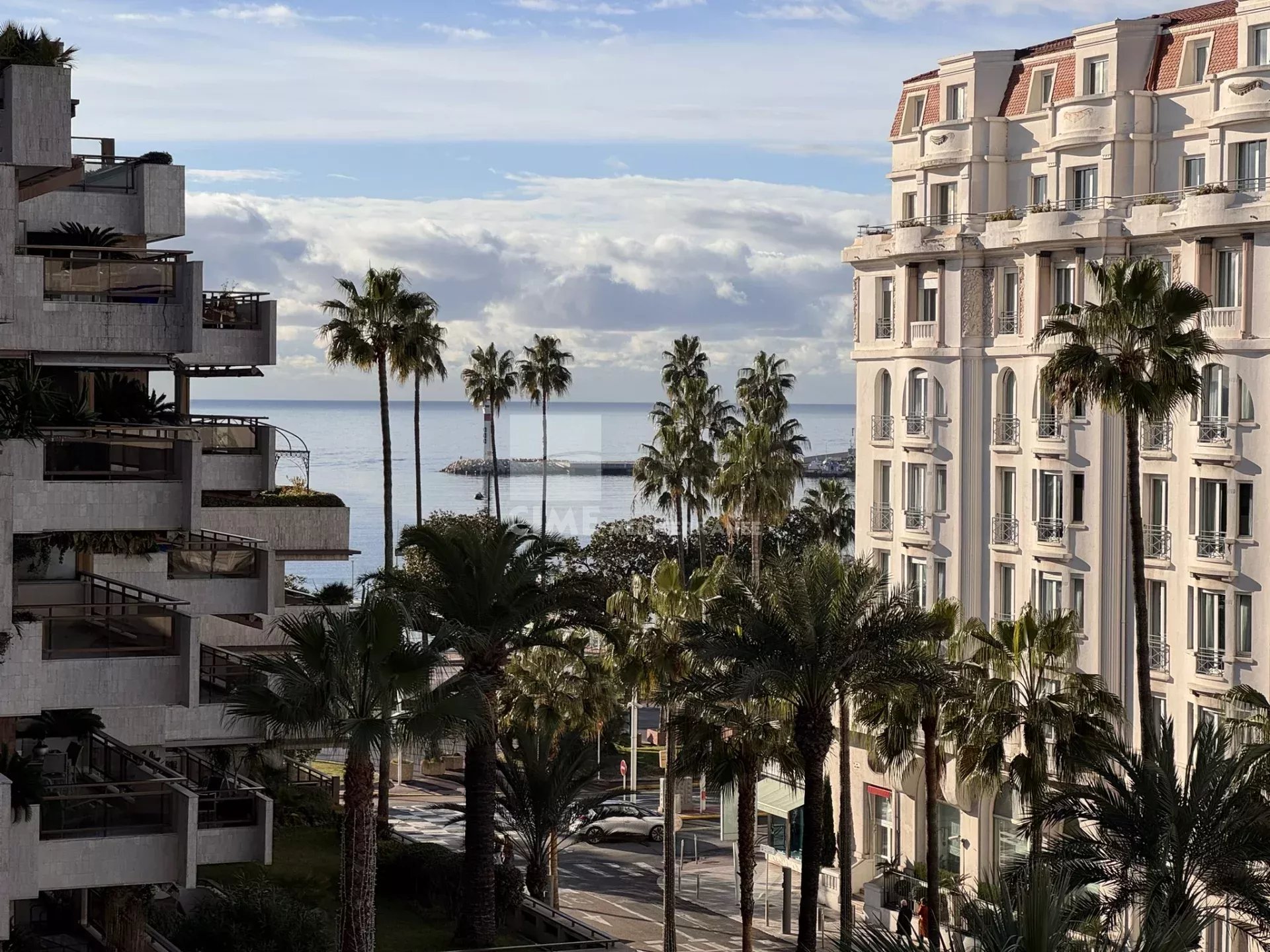 Appartement 3 pièces - 105m² - CANNES