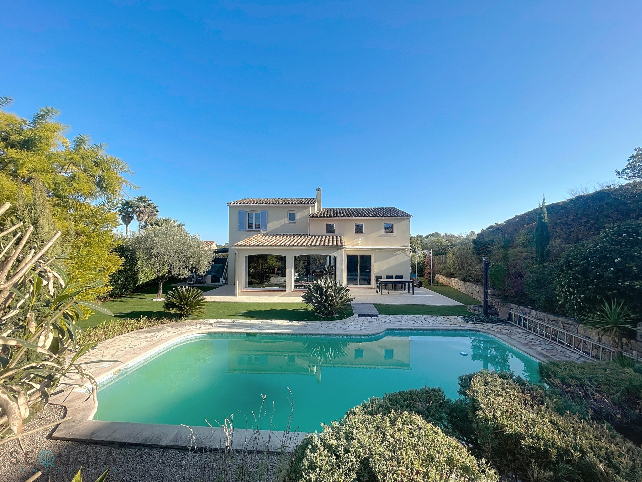 Maison 5 pièces - 139m² - BIOT