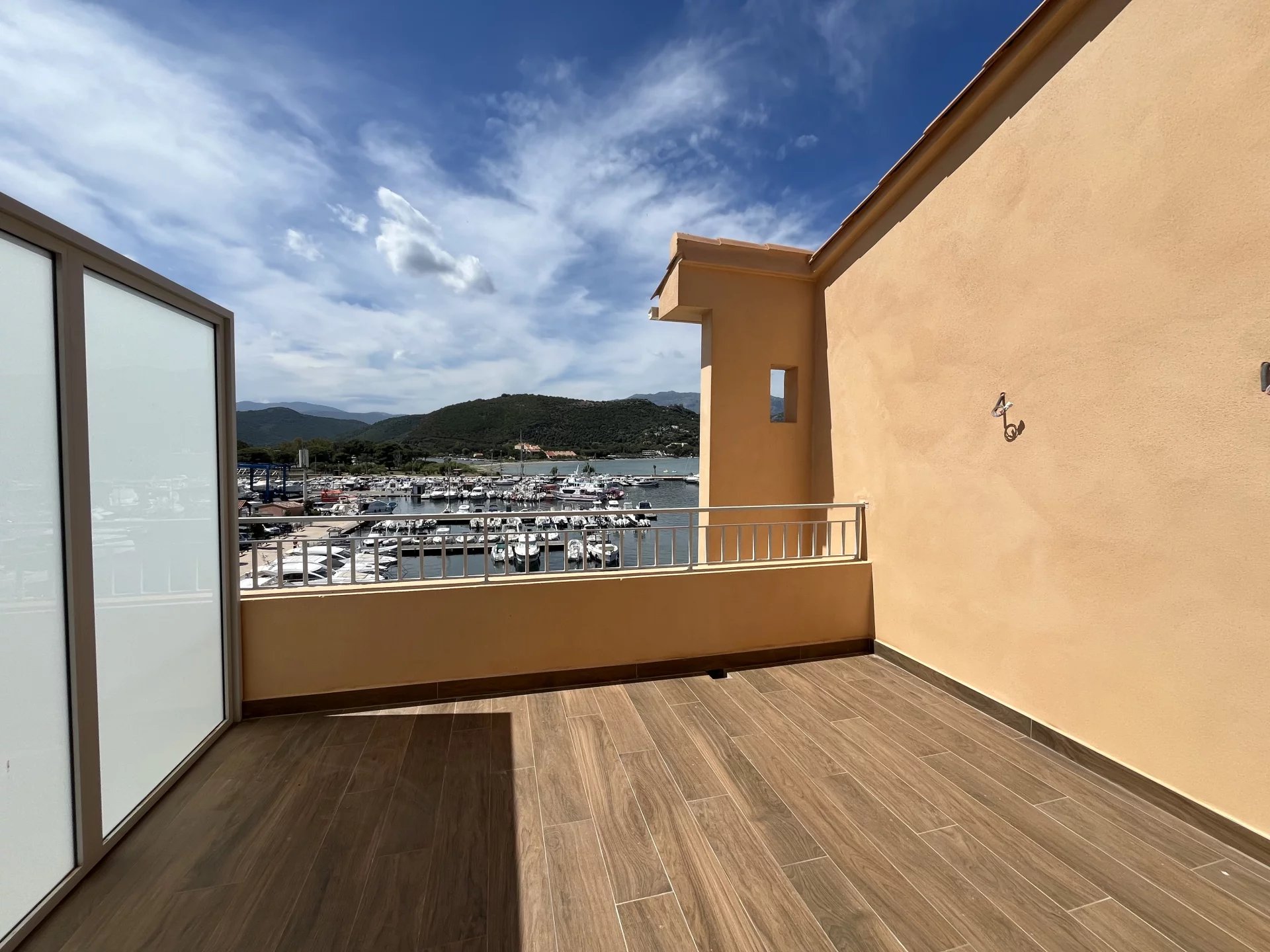 Appartement 4 pièces - 83m² - ST FLORENT