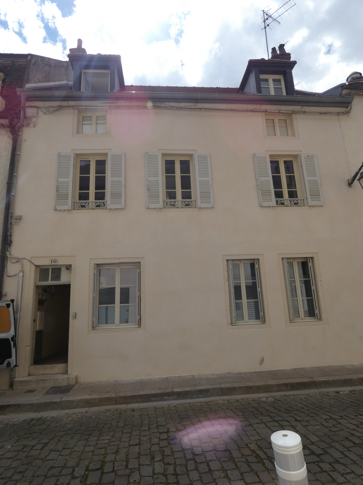 Appartement 2 pièces - 48m² - BEAUNE